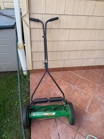 Scott push lawn mower 1