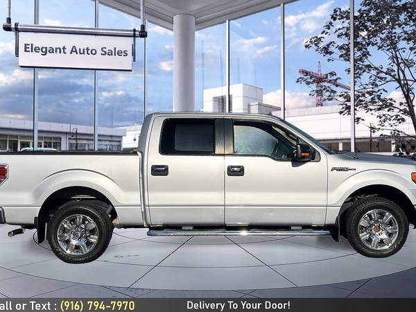 2011 Ford F-150 XLT Pickup - Photo 4