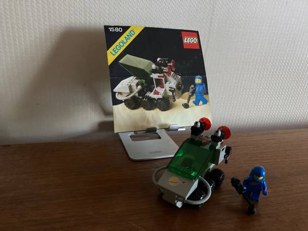 Vintage LEGO Space sets 1 1