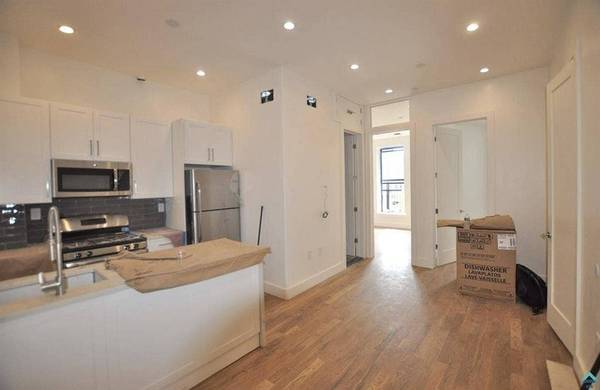 $860 Unfurnished Room In BEDFORD STUYVESANT! Avail. Nov 1! (Brooklyn)64033457356290123