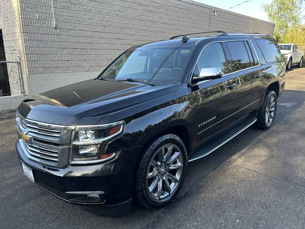 2016 Chevrolet Suburban LTZ 4WD --Loaded, Clean title, Low Miles-- - $25,995 (kirkland)63613909079427120