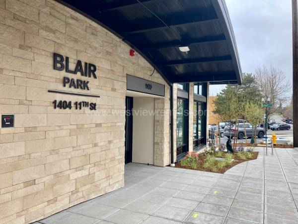 $3,235 / 2br - 990ft2 - Blair Park #401 | Beautiful Corner Unit in the Heart of Fairhaven (Fairhaven)63920958624258121