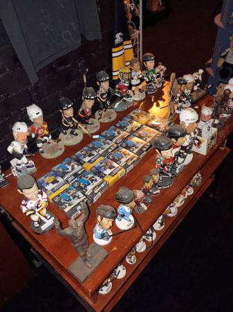 Pittsburgh pirates and penguins bobbleheads and figures and more 1
