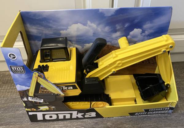 Tonka Steel Classics Excavator NEW 1