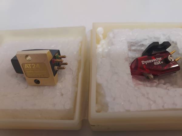 dynavector &Audio Technica phono cartridge 1
