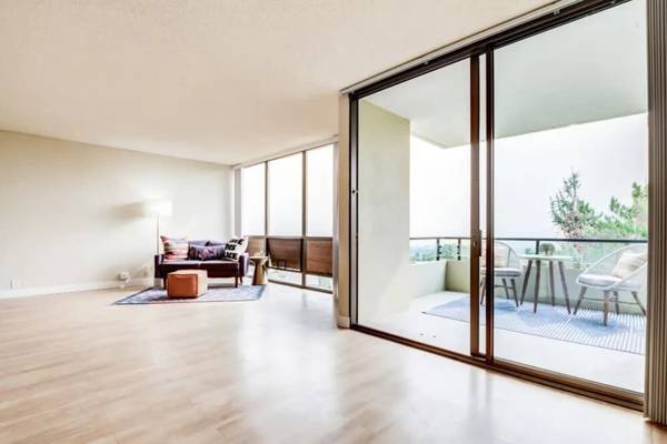 $4,484 / 2br - 1385ft2 - Dishwasher, City & Bay Views, 2bd (burlingame)63946807697794124