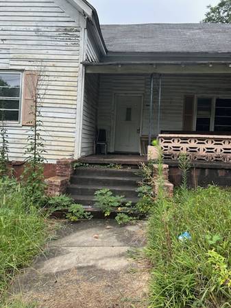 $10,000 / 4br - 982ft2 - CHEAPEST HOUSE IN ANNISTON FOR SALE CASH OR OWNER FINANCING (anniston)63736160537857123