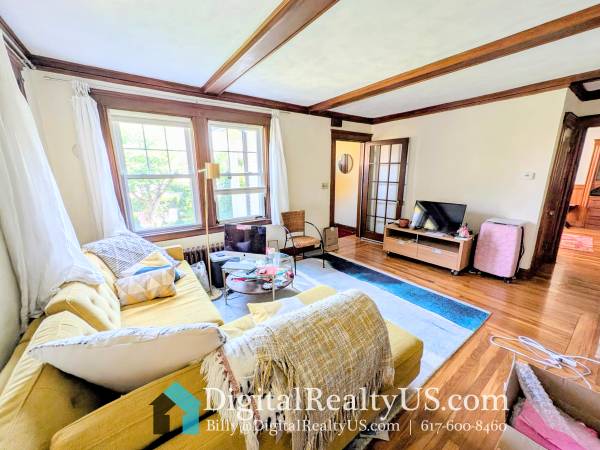 $3,000 / 3br - 1340ft2 - 3 bed 2 full bath | Watertown | 2 car off-street parking (Watertown)63863136292099123