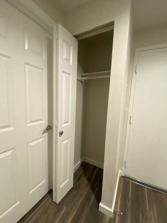 $1,650 / 1br - 500ft2 - Sit Down And Breathe A Chai Of Relief (West Seattle)63995105593602124