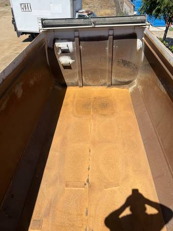 2016 Rogue Transfer Pup Trailer 1