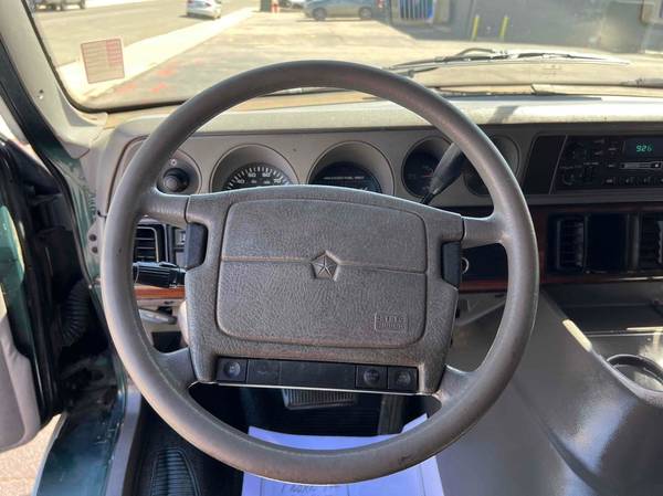 1997 RAM Wagon 3500 - Photo 13