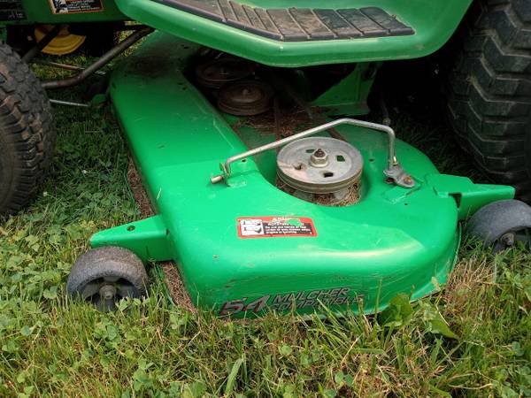 john deere  54 mower deck  sabre / GT 1