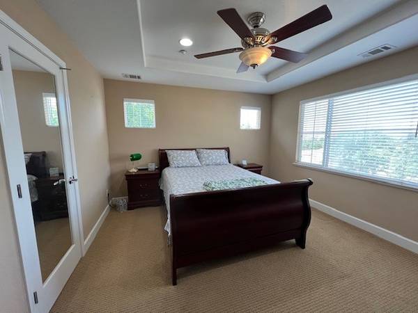 Master Bedroom with Private Bathroom for Rent (dublin / pleasan 1