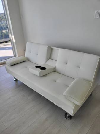 White Sofa Bed 1