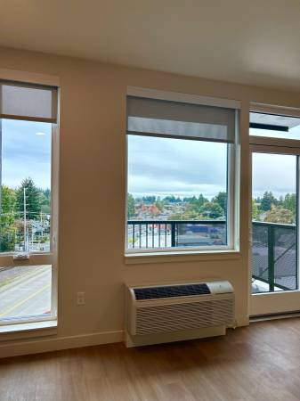 Moving This Fall? Come Visit Cedarline | Now Offering 2 Months Free 1