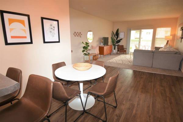 $1,619 / 2br - 1085ft2 - Every second, precious! Come live in a home you love! Try us@BROADMOOR (Pasco)63657226378883120