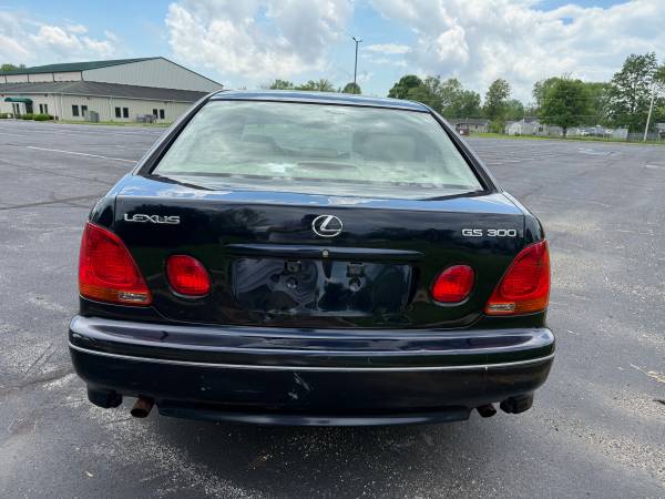 2001 Lexus GS 300 - $3,900 (Whiteland)63621995529601124