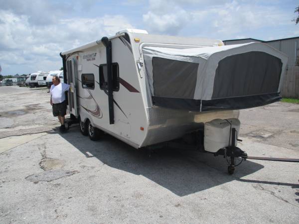 2013 STARCRAFT TRAILER 18FT 1