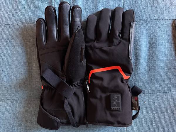 Heated Gloves 1
