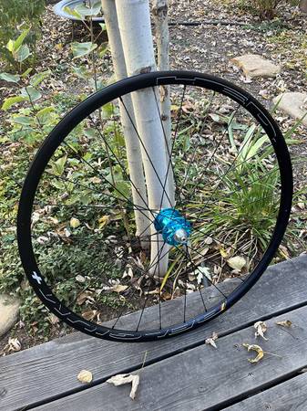 HED. Belgium Plus & Industry 9 Torch hub (hub has a crack) 1