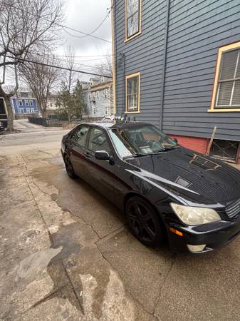 2001 Lexus IS300 - $2,500 (Providence)63478979611139120