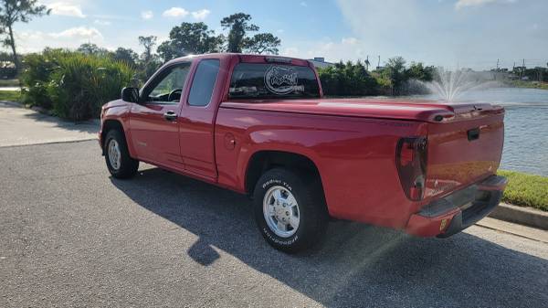 2005 Chevy Colorado cabina extendida 2WD, motor de 3.5 litros, modelo LS, pocos kilómetros - $10,500 (Clearwater)63443697084929122
