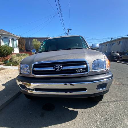 2000 Toyota Tundra 4.7L V8 - $23,000 (richmond / point / annex)63624220688257124