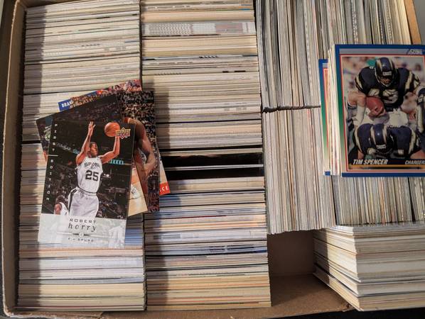 Approx 1600 Assorted Football and Basketball Trading Cards 1