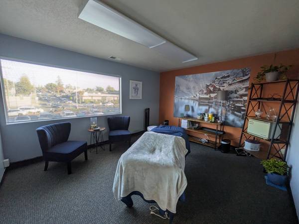 Bodyworker/Health Professional Office Available 1