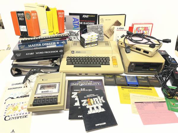 Atari 800 Complete System - 80+ Floppies, cartridges, more - tested 1