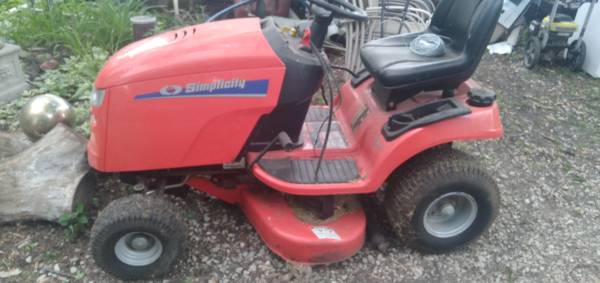 I BUY (WANTED) RIDING MOWERS OR ATVS 1