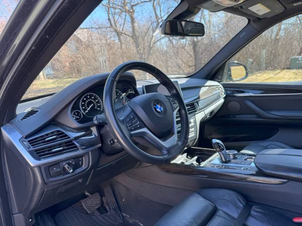 2017 BMW X5 xDrive 40e - $13,500 (Buffalo Grove)63624833925889123
