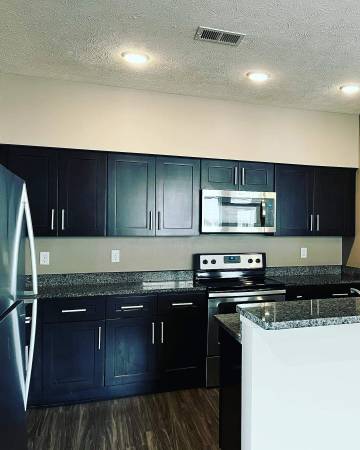 $1,659 / 2br - 1294ft2 - 2 bed 2 bath!!!!!ONE MONTH FREE WITH MOVE IN BY 9-30 (The Apartments @ Lux 96)64021009549057122