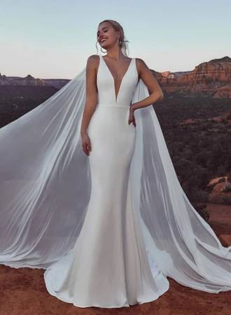 La Perle by Calla Blanche Wedding Dress & Pearl Veil 1