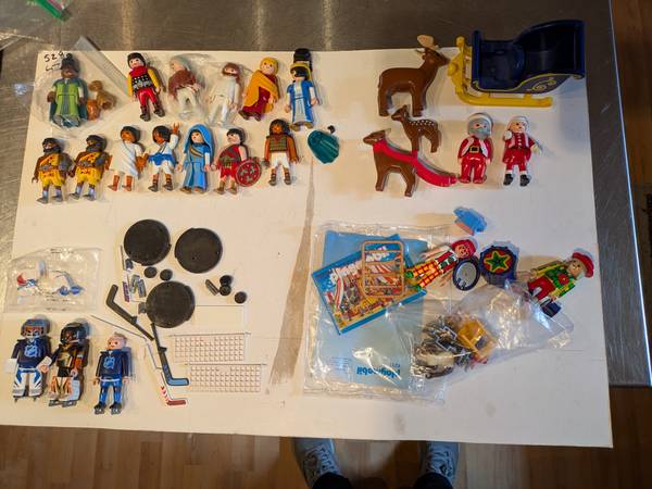 Playmobil figures lot 1