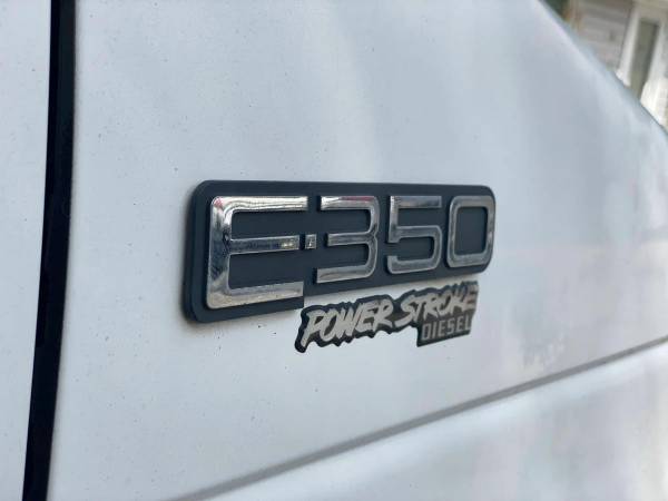 1996 Ford Econoline E350 - Photo 2