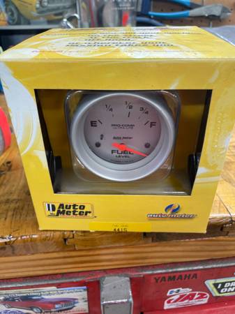Autometer fuel gauge 4415 1
