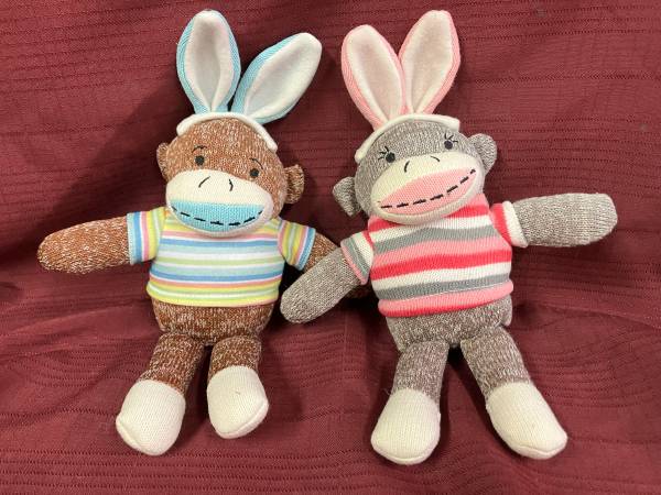 DANDEE SOCK MONKEYS 1