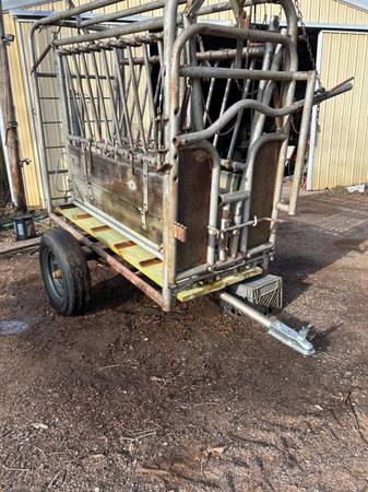 Squeeze chute 1