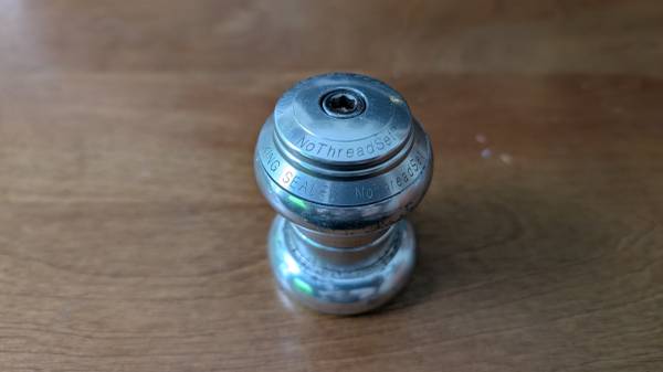 Chris King NoThreadSet 1" threadless headset (vintage no logo) 1
