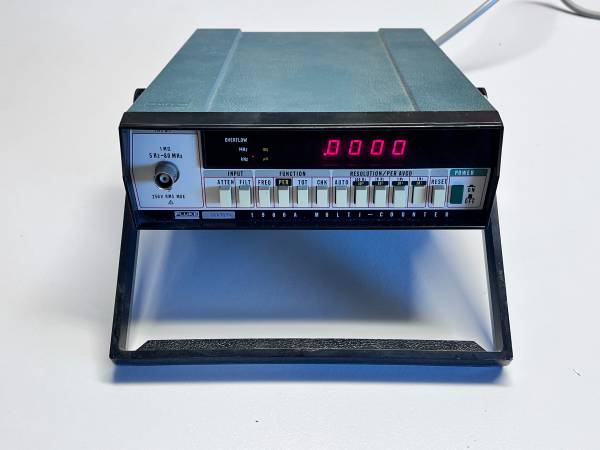 Fluke 1900A Multi-Counter Frequency Counter Multiple Function Counter 1