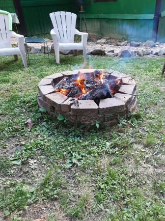 $550 / 2br - Roommate wanted.Next to Allatoona Lake {Bartow County} (Acworth)63964398562050124