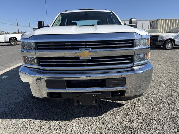 2015 CHEVROLET SILVERADO 3500 3500 - WORK TRUCK FORD CHEVY long bed utility - $37,990 (+ RT Motors)63613171001731122