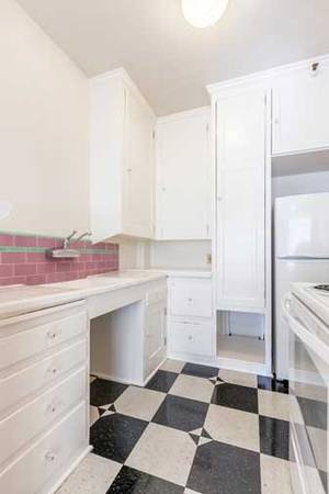 $1,450 / 1br - 550ft2 - Park Blocks Retreat with 1930s Flair ~ Submit Apps 09/07 @ 1AM! (Park Blocks, Downtown, PSU, SW Portland)63615695896323123