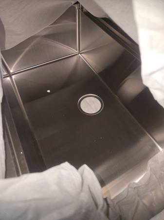 Undermount kitchen sink 1