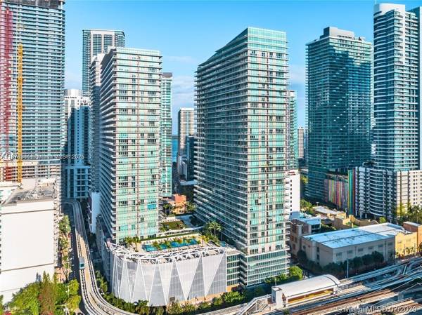 $4,400 / 2br - 1012ft2 - Stunning 2bd Condo in Axis on Brickell, Miami (Miami)64049275736322120