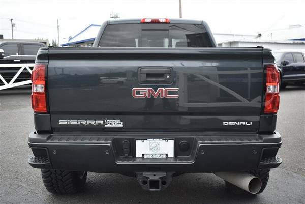 2019 GMC Sierra 3500 Denali Camión Diesel 4x4 4WD - $61,900 (415 SE 223rd  Gresham, OR 97030)63622362845443123