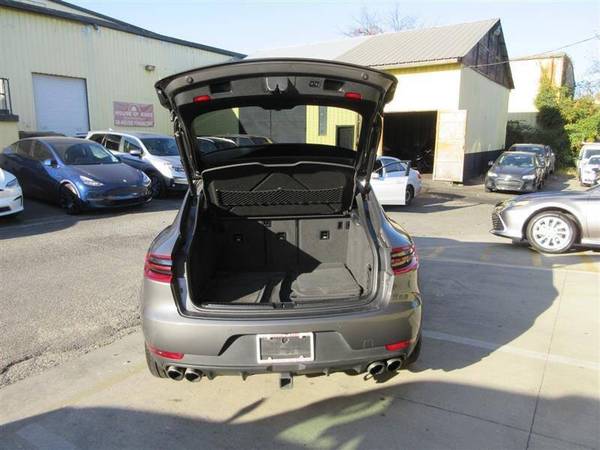 2018 Porsche Macan S AWD 4dr SUV LLAME O ENVÍE UN MENSAJE HOY - $22,995 (+ House of Kars)63616569678721124