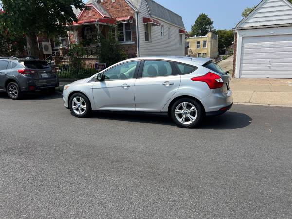 2013 Ford Focus SE - $2,900 (Brooklyn)63437673209987122