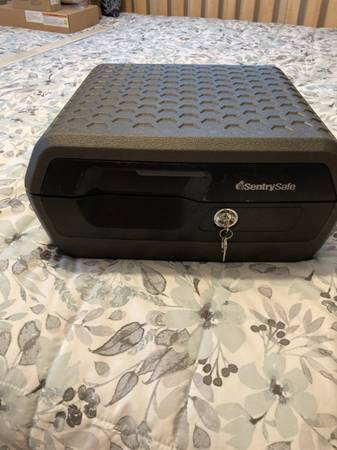Sentry Safe-- used 1